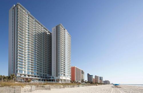 Downtown Myrtle Beach Resort | Hilton Grand Vacations Club Ocean Enclave Myrtle Beach
