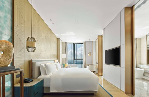 Hainan Resort | Hilton Hainan Ocean Flower Island