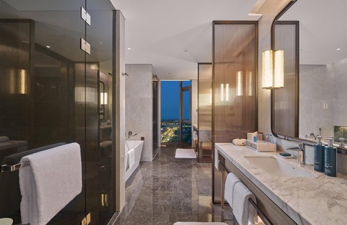 Xiuzhou Qu Hotel | Hilton Jiashan