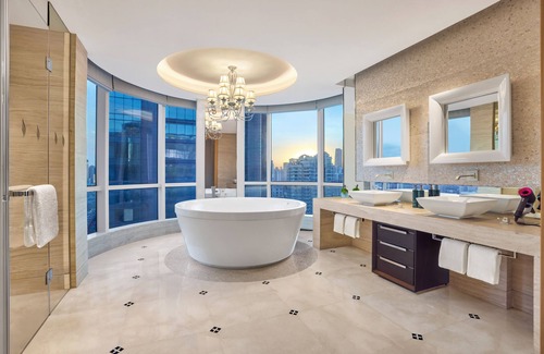 Changning Hotel | Hilton Shanghai City Center