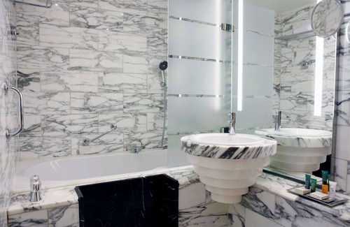 Sodermalm Hotel | Hilton Stockholm Slussen