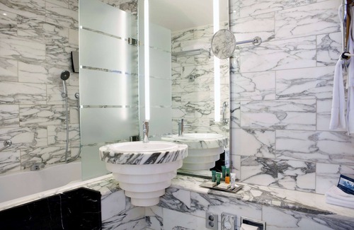 Sodermalm Hotel | Hilton Stockholm Slussen