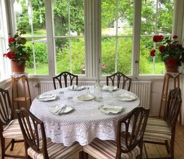 Varnhem Bed & Breakfast | Himmelskällan