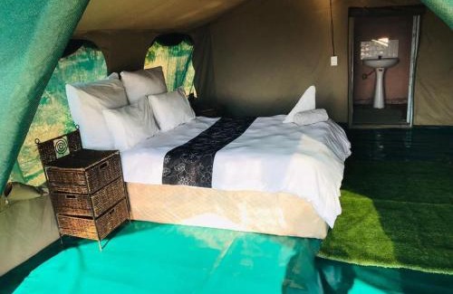 Mashonaland West Cabin | Hippo Paradise Lodge and Campsites