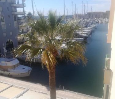 Frejus Port Apartment | hippocampe f2