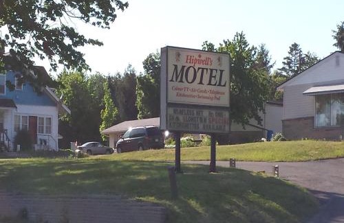 Pelham Hotel | Hipwell's Motel