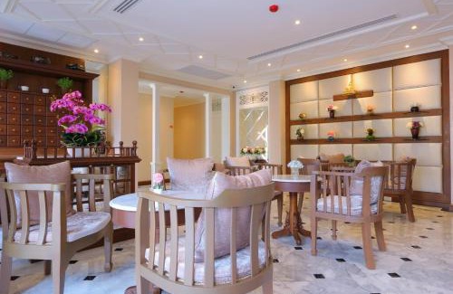 Wat Sam Phraya Hotel | Hiranyakul House