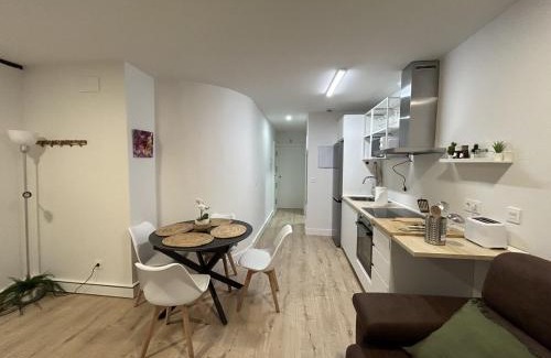 Durango Apartment | Hiri Zahar Suites 1