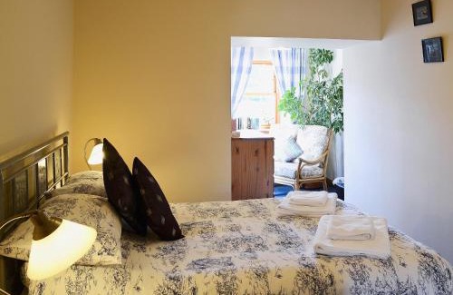 Plockton House | Hirta