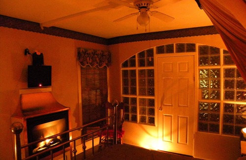 Port Albert House | Historic Inn Rental located in beautiful Port Albert, Ontario!