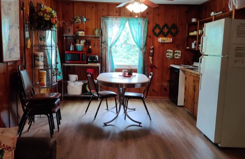 Elizabeth Apartment | Historic 2 Bed Cabin w/pool access - Fish Cabin Share Save