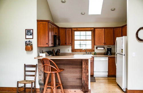 Gnaw Bone Cabin | Historic 3 bedroom cabin on 110 acres