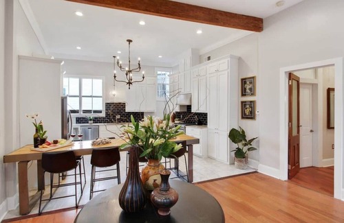 Treme Bed & Breakfast | Historic 3BR Unit with Pool | Hot Tub