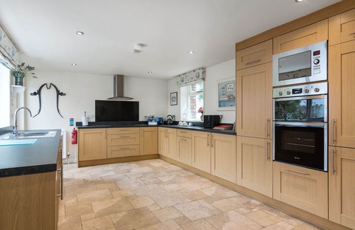 Whiteabbey House | HISTORIC 5 STAR SELF CATERING COACH HOUSE IN STUNNING LOCATION
