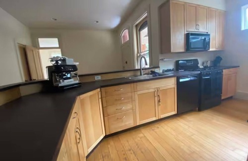 North Ferrisburgh Apartment | Historic, beautifully renovated riverside apartment in North Ferrisburgh