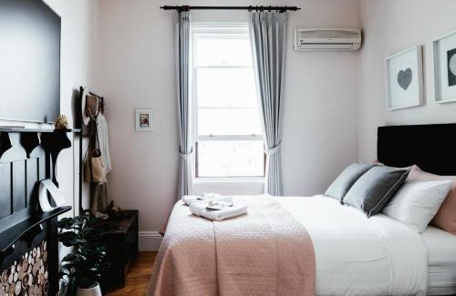 Queenscliff House | Historic Benambra Boutique Accommodation Queenscliff c1883