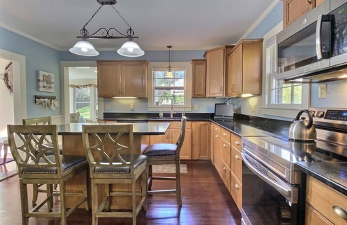 Litchfield Historic District House | Historic Colonial.Close to Village Green