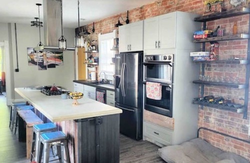 Winchester Condo | Historic District Downtown Winchester
