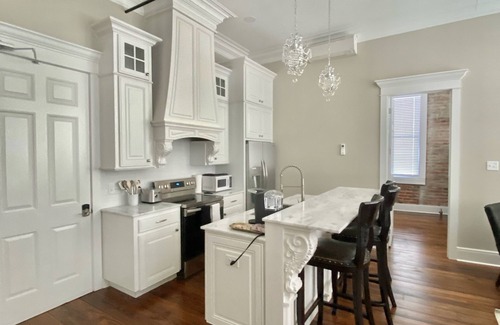 Crowley Apartment | Historic downtown apartment on main street