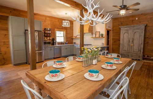 Apple Ridge Cabin | Historic Farmhouse with 6 Acres of Fun