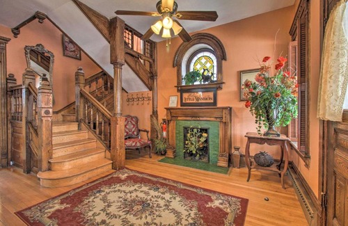 Helena House | Historic Helena Home with Mtn Views - 2 Mi to Dtwn!