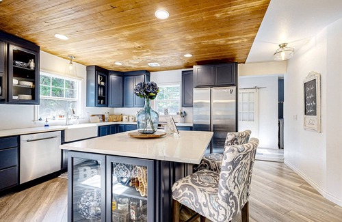 Woodland House | Historic home with fruit trees, private W/D + free wifi