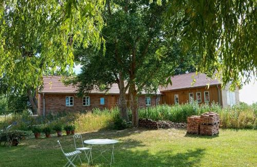 Cumlosen House | Historic House By The Elbe River