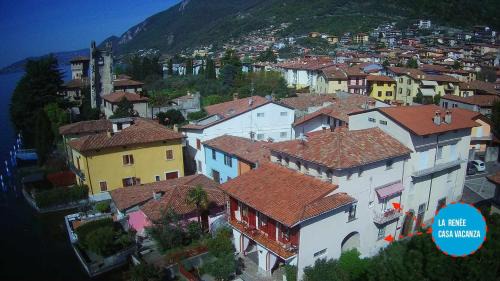Predore House | Historic house by the lake La Renée Casa Vacanza