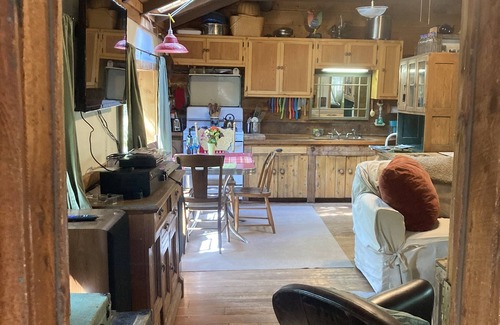 Eldora House | Historic Log Cabin in Eldora! 10 minutes to Ski Area!