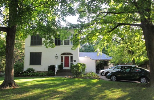 Historic Old Town Bed & Breakfast | Historic Lyons House