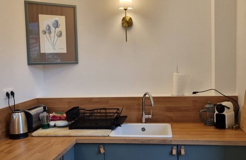Barbaira House | Historic maison de maître 2 bedroom apt with AC in Barbaira close to Carcassonne