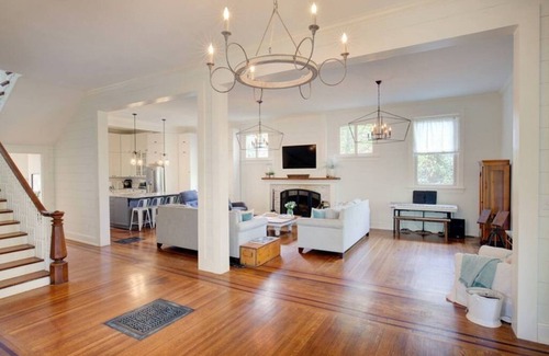 Crescent Hill House | Historic Peterson Mansion