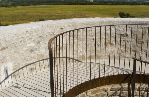 Estaras Cottage | Historic, spacious and very quiet. Great location! Barcelona-Girona. free wi-fi