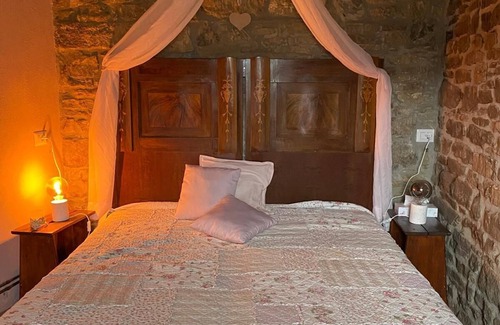 Valmozzola Other | Historic stone 4BR house in the appenine hills. Peacefully embedded in nature.