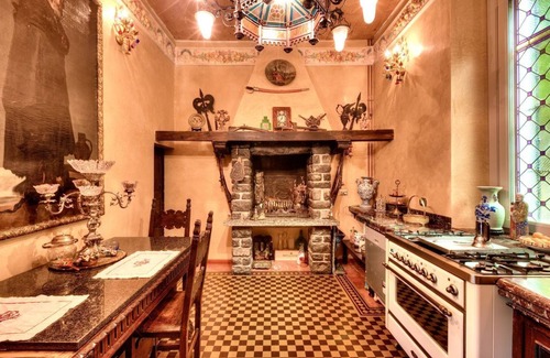 Dizzasco Villa | Historic villa on Lake Como (Villa Gina)