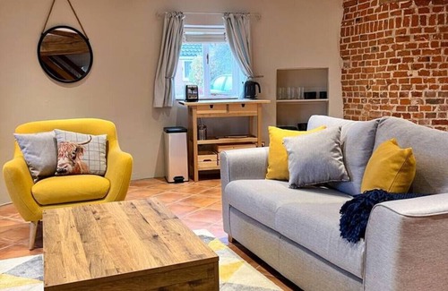 Walsham-le-Willows House | Historic Windmill For Your Countryside Escape