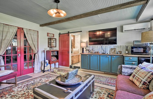 Wallburg House | Historic Winston-Salem Guest Barn on Farm!