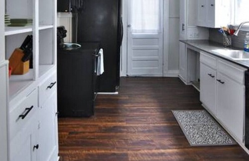 Cortland Apartment | Historically Chic Lincoln Living