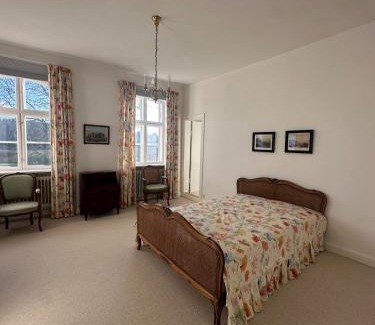 Holmegaard Villa | Historiske omgivelser, Forpagterbolig