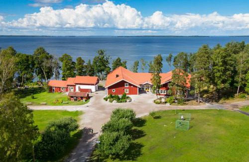 Lappe Resort | Hjälmargården