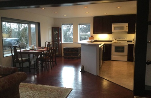 Veradale Apartment | Hobby Farm in the City