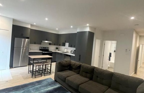 Maisonneuve Apartment | Hochelag Nook