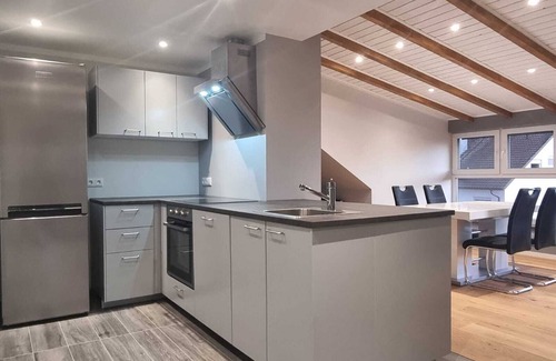Leimen Apartment | Hochwertige & Moderne 3 Zimmerwohnung mit Balkon in Bester Lage in Sandhausen