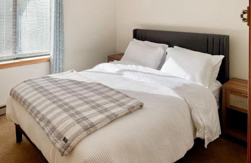 Campton Apartment | Hodgman Getaway
