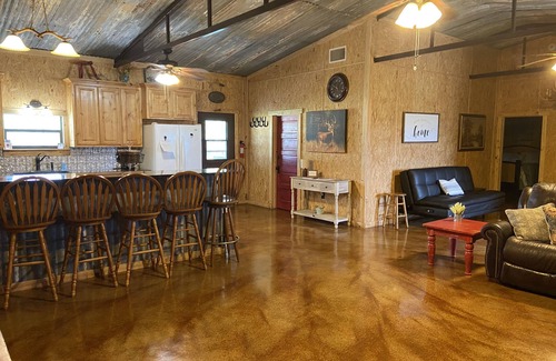 Scotland Cabin | Hoegger’s Rustic Retreat is in the country with lots of wildlife & room to roam!