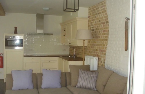 Zerkegem Apartment | Hoeve De Hagepoorter - Dog Rose