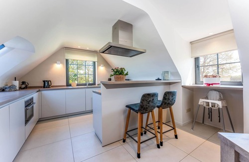 Moerkerke House | Hoeve den Akker: luxury holiday home with private garden and alpacas near Bruges