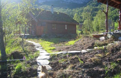 Gaular House | Hoffslåttene