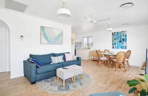 Harrington House | Hogan Street Retreat relax and enjoy the outside entertainers delight