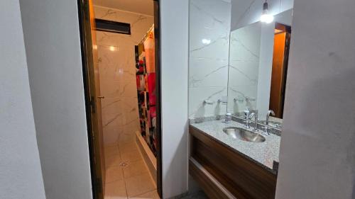 Huerta Grande Ski Chalet | Hogar Lejano Cabañas y Río